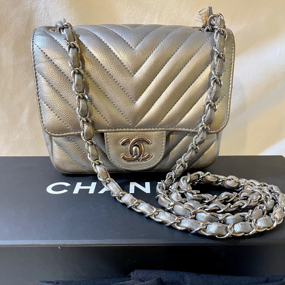 ❌SOLD❌💯Authentic Chanel Classic Mini Square Flap